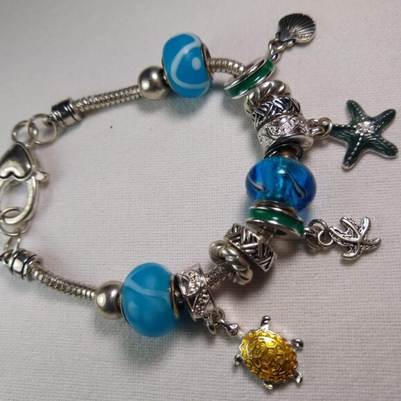 women's youth teens bracelet multi-colors - Picture 2 of 3